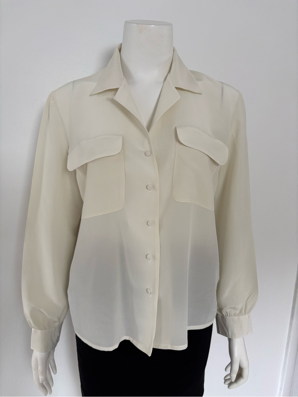 Light Cream  Silk Button-Front Long-Sleeve Blouse